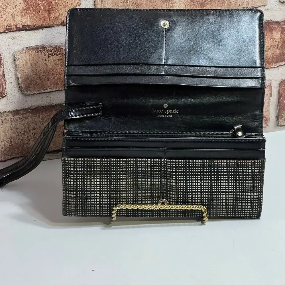 HTF Kate Spade Ruthie Park Mara Wallet Wristlet Black An Cream Black Patent Trim